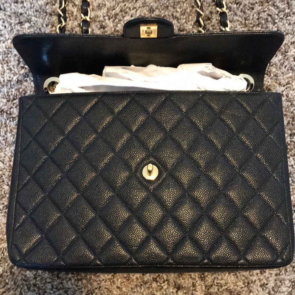 Chanel caviar flap bag additional pics - Picture 4 of 9